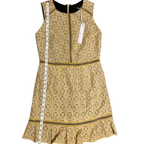 Adelyn Rae Lace Short Dress Size S - Picture 2 of 7